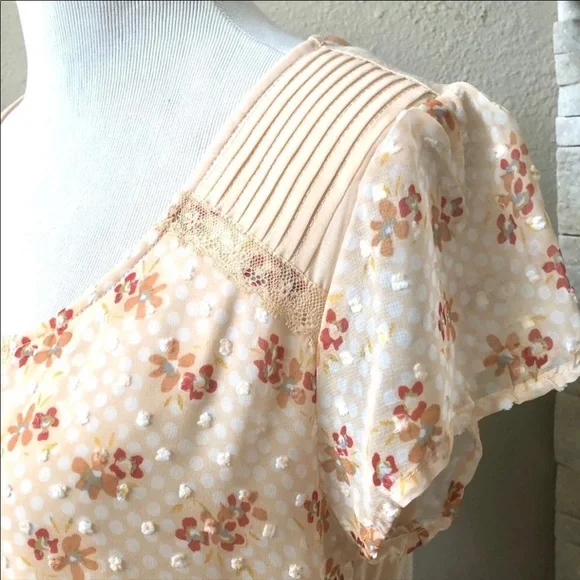 COPY - Lauren Conrad - Picture 3 of 4